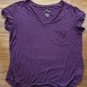 American Eagle T-shirt